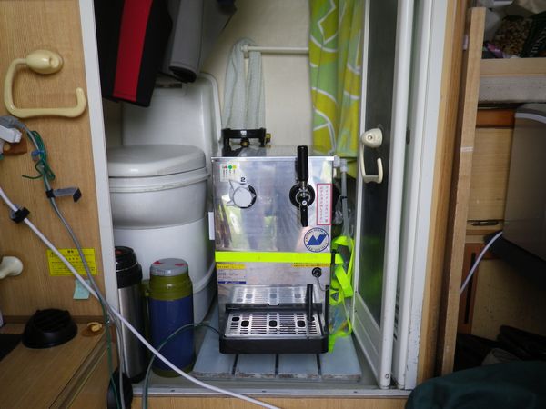 ビールサーバー