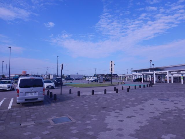 「道の駅」の駐車場