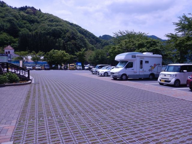 「道の駅」の駐車場