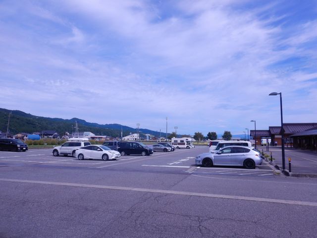 「道の駅」の駐車場
