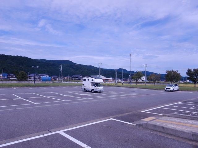 「道の駅」の駐車場